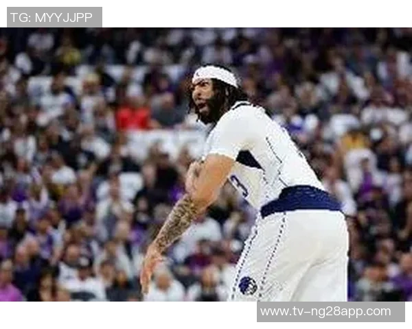 浓眉对战旧主状态回暖15投7中斩获18分9篮板2助攻1封盖