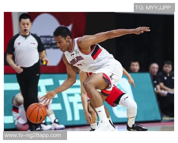 林庭谦半场表现平平10投仅3中拿下7分2篮板2助攻正负值惨淡27 林庭谦半场表现平平10投仅3中拿下7分2篮板2助攻正负值惨淡27