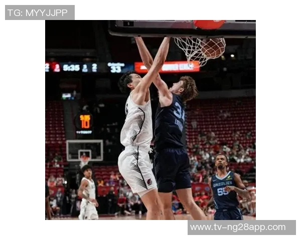 鹈鹕主帅称奎因与费尔斯沉稳且好胜心显著彰显团队精神